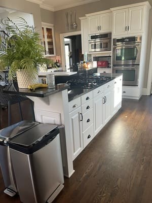 {{ custom_values.service_4 }} in {{custom_values.area_1})