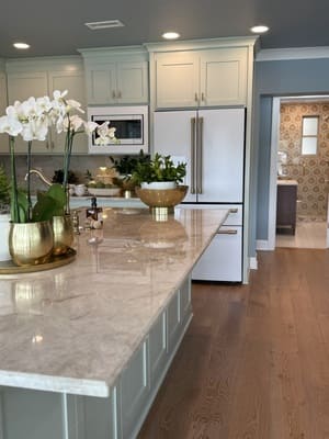 {{ custom_values.service_2 }} in {{custom_values.area_5})