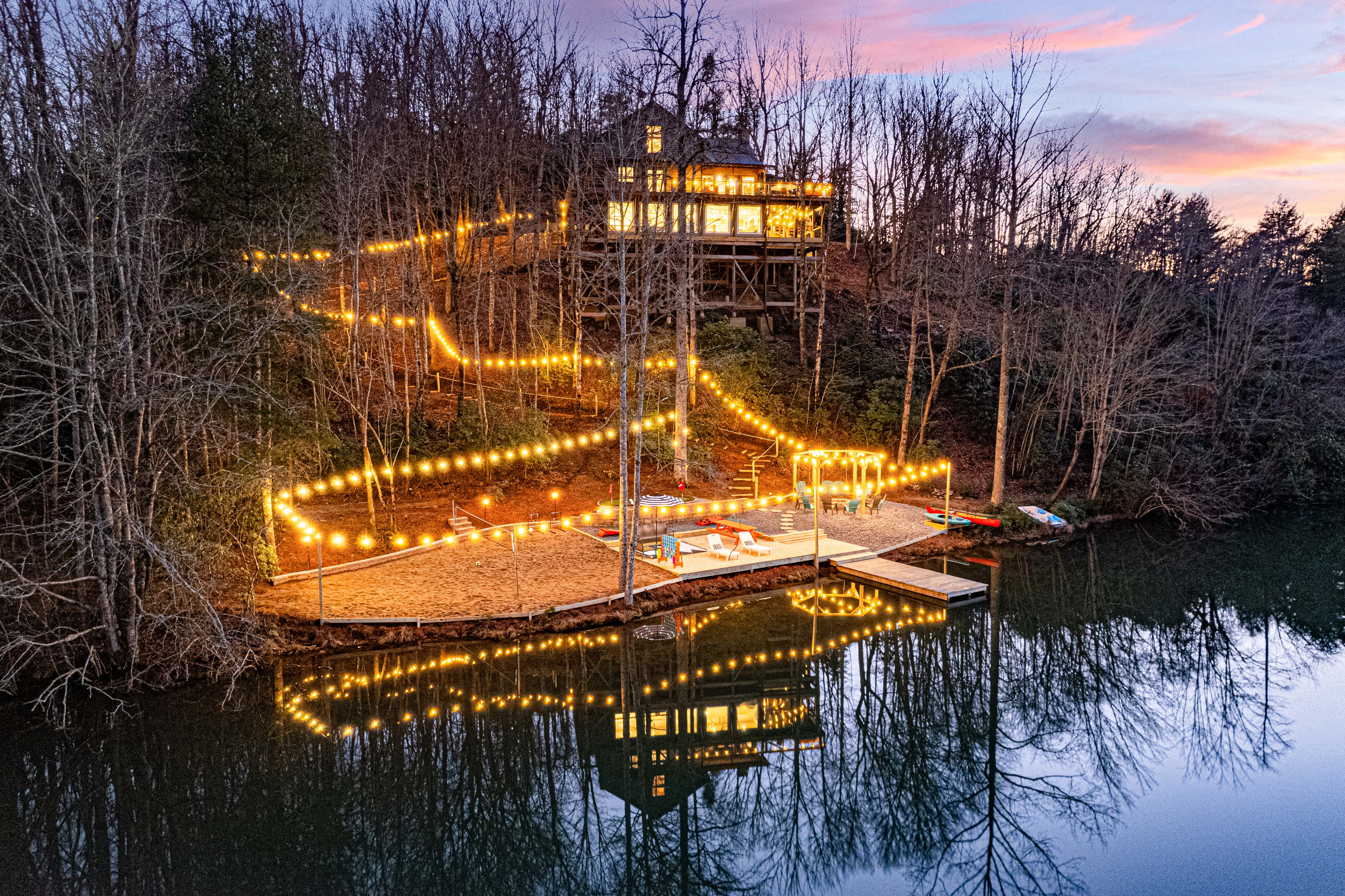String lights at the lake deck