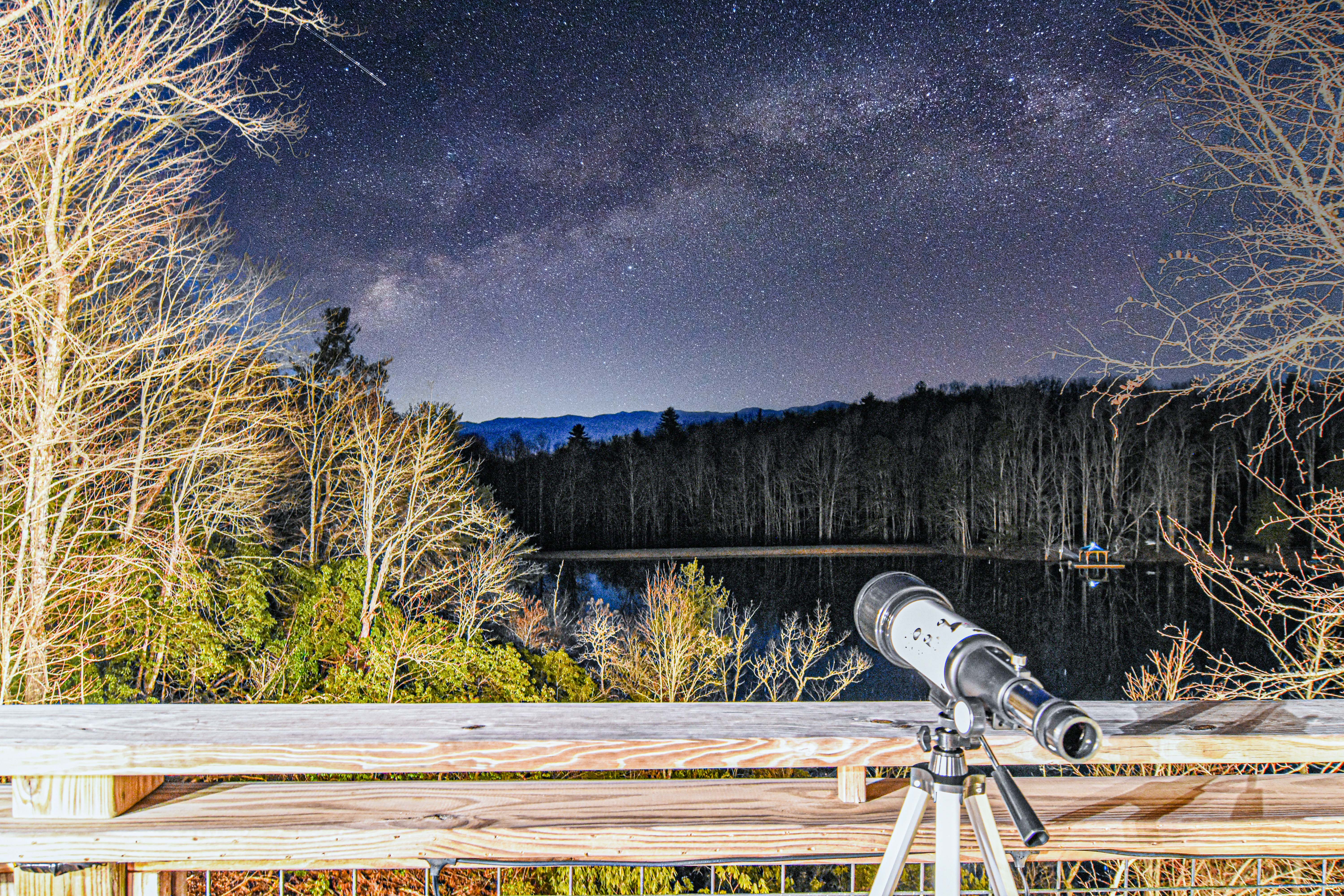 Milky Way over TreeTop Lakehouse