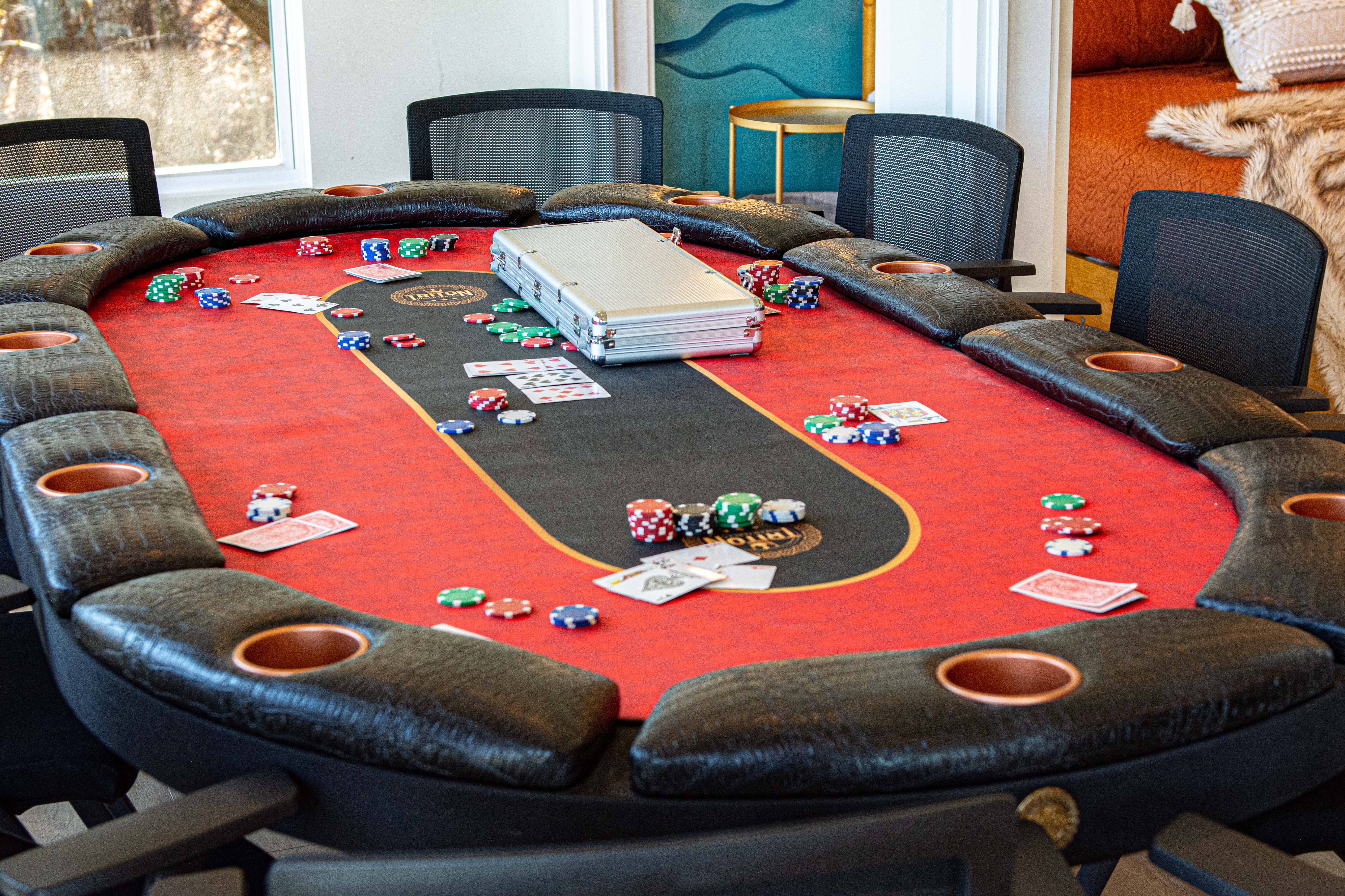 Poker table