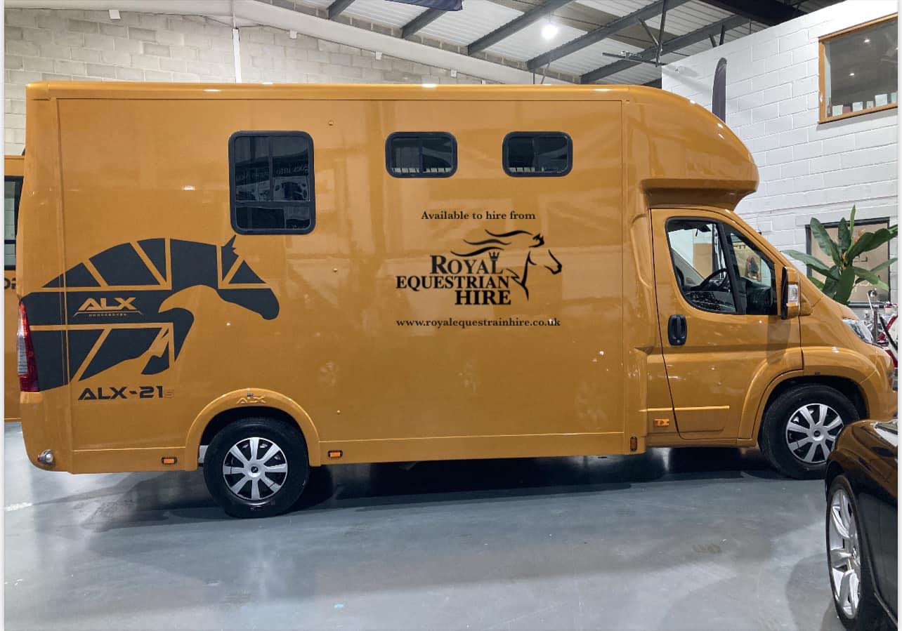Self Drive Horsebox Hire
