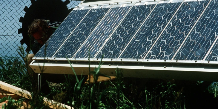 A very old solar panel system, generating energy