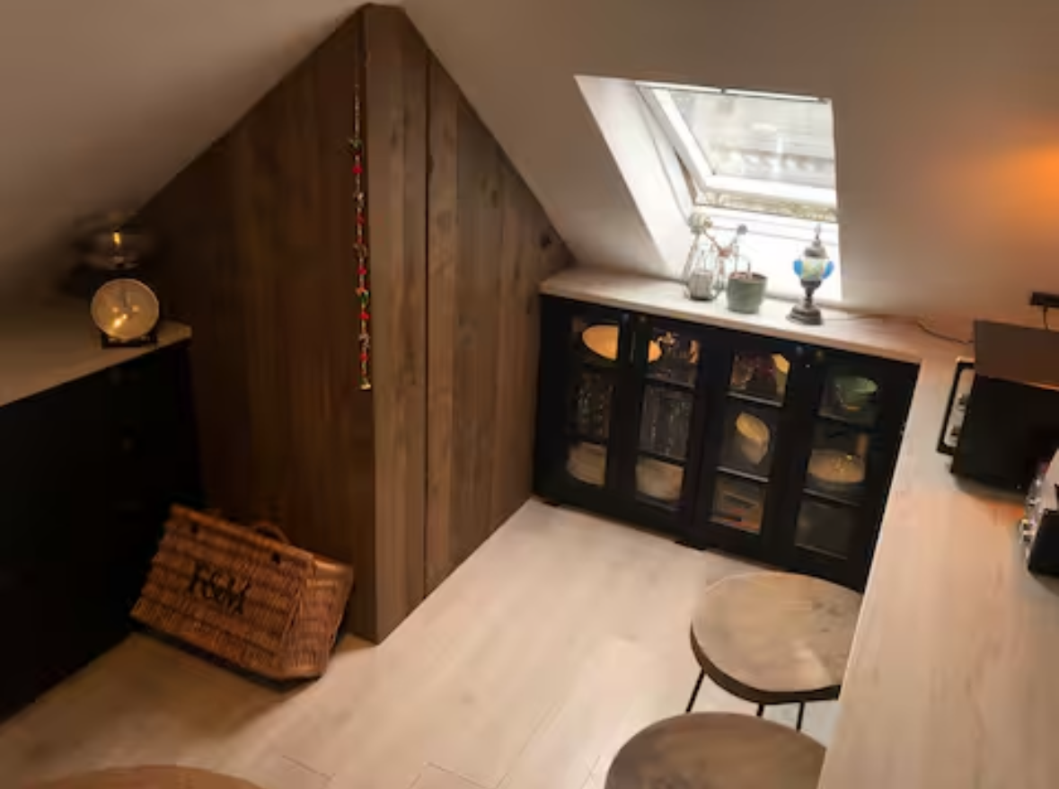 A kitchen remodelled by Einar