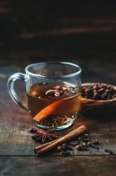 Clove and cinnamon water