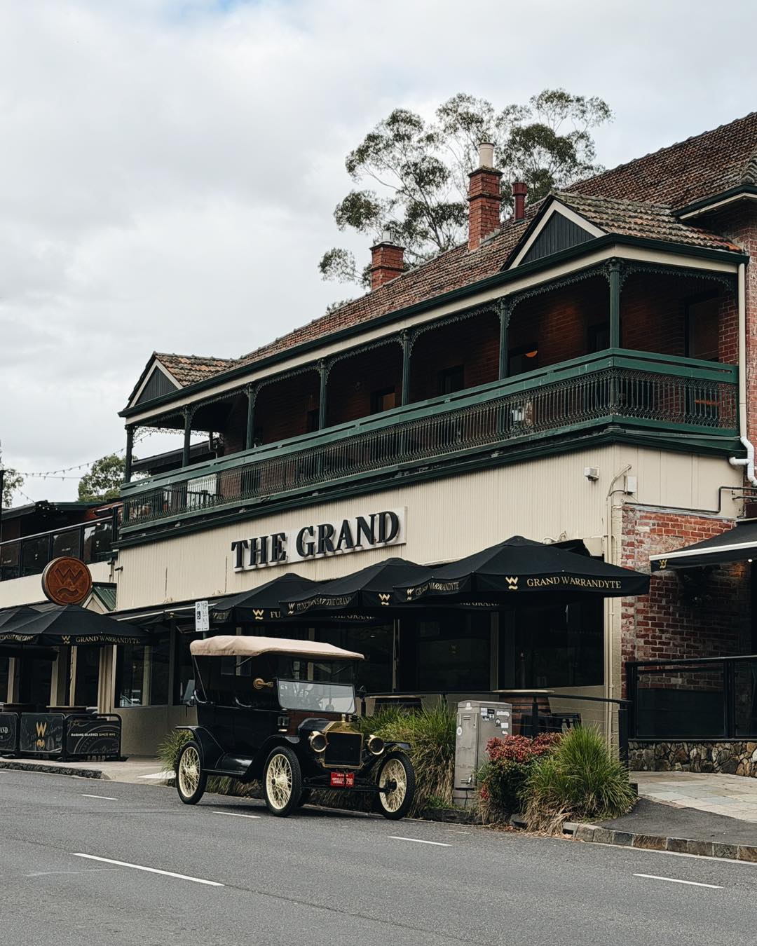 The Grand Hotel Warrandyte The Grand Hotel Warrandyte