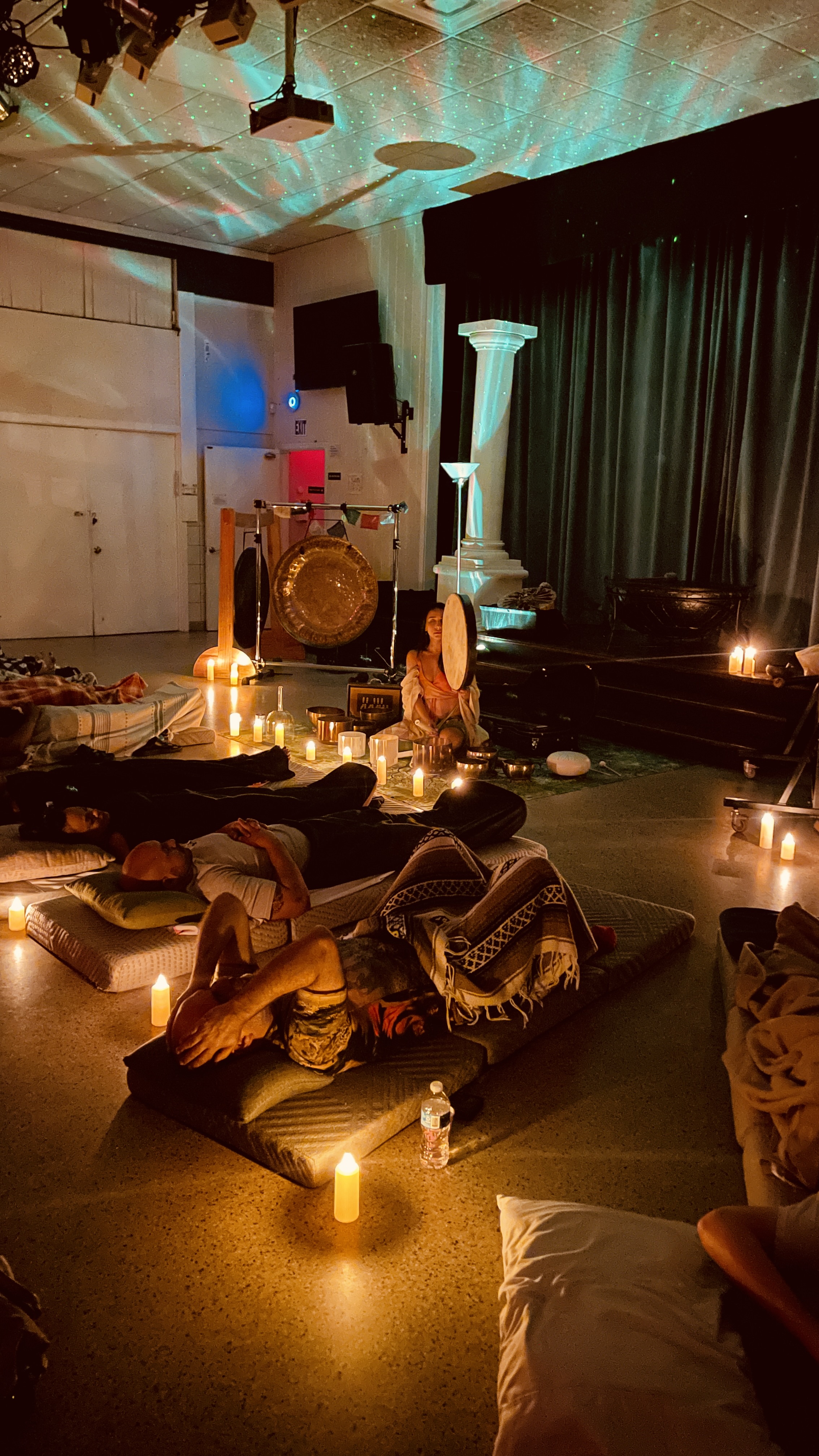 Candlelit sound bath with gong