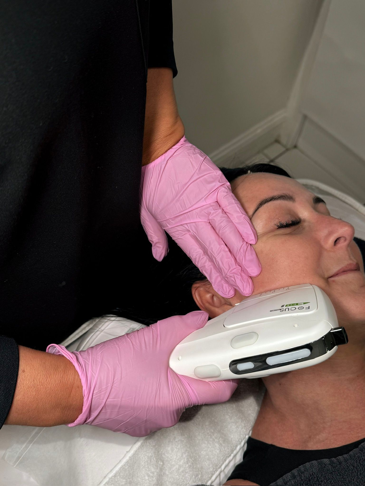 The Collagen Lift Skin Tightening
