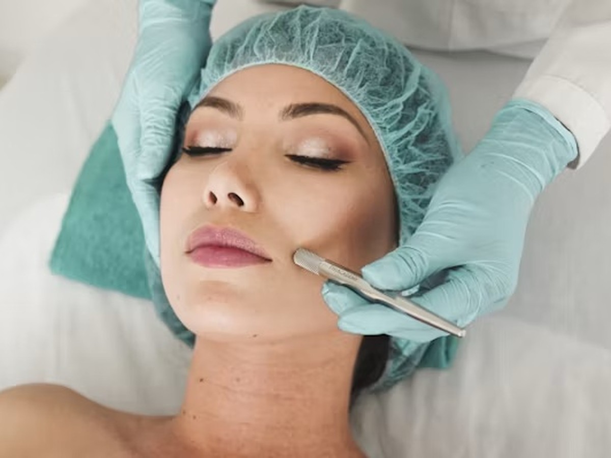 Master Class in Dermaplaning