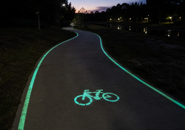 Glow in the dark path Luminokrom Hamilton & Waikato