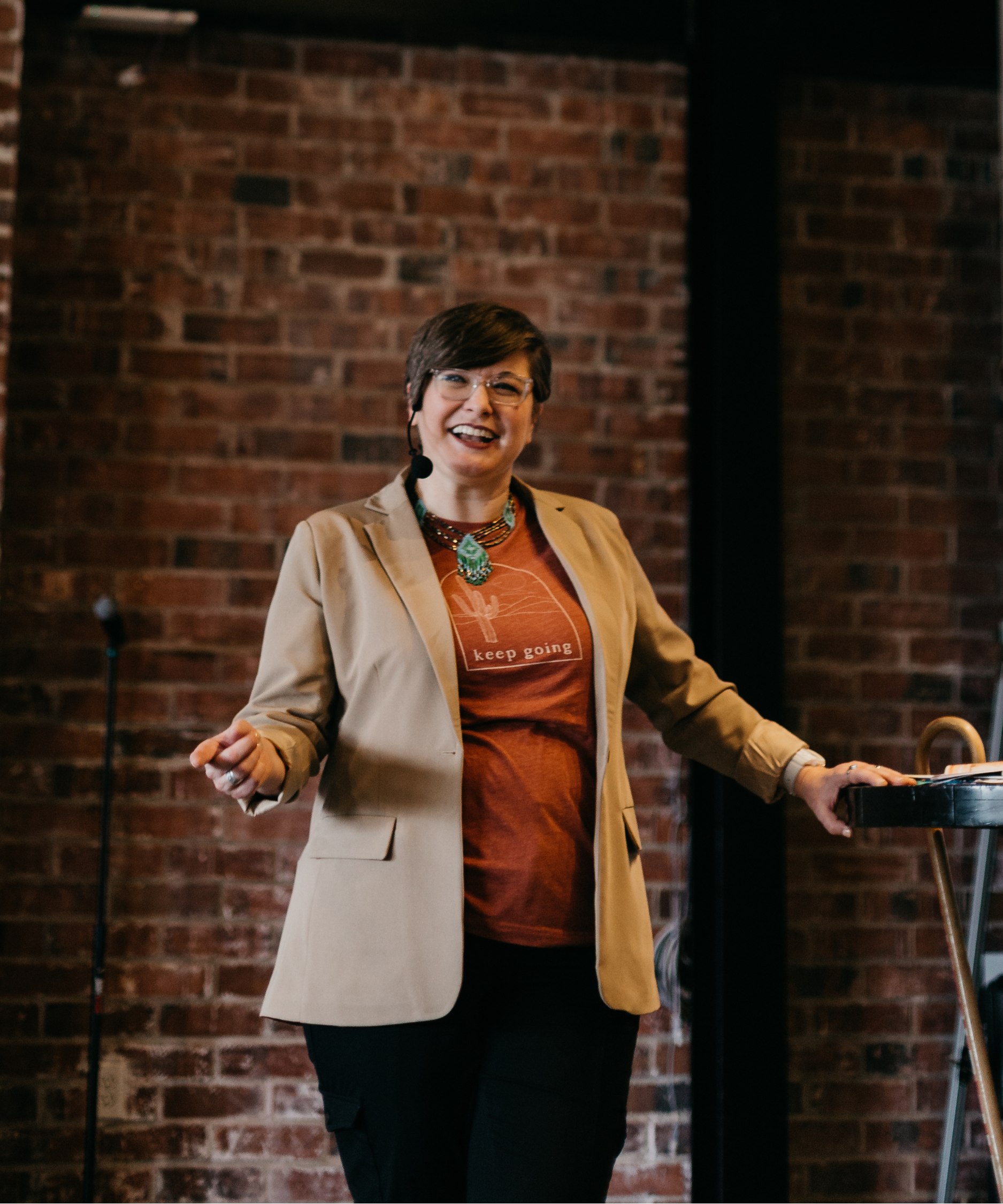 Nika Maples — author, speaker, and book coach