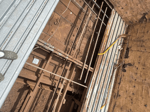 {{ custom_values.service_2 }} in {{custom_values.area_3})