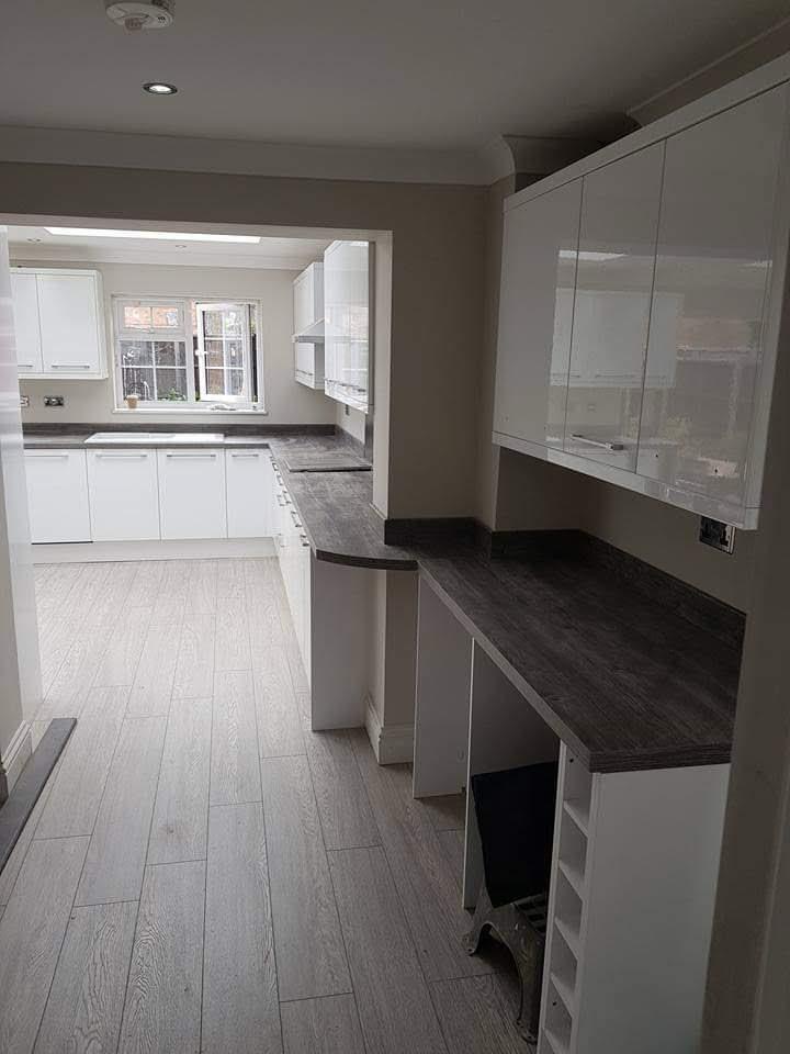 Kitchen & Bathroom