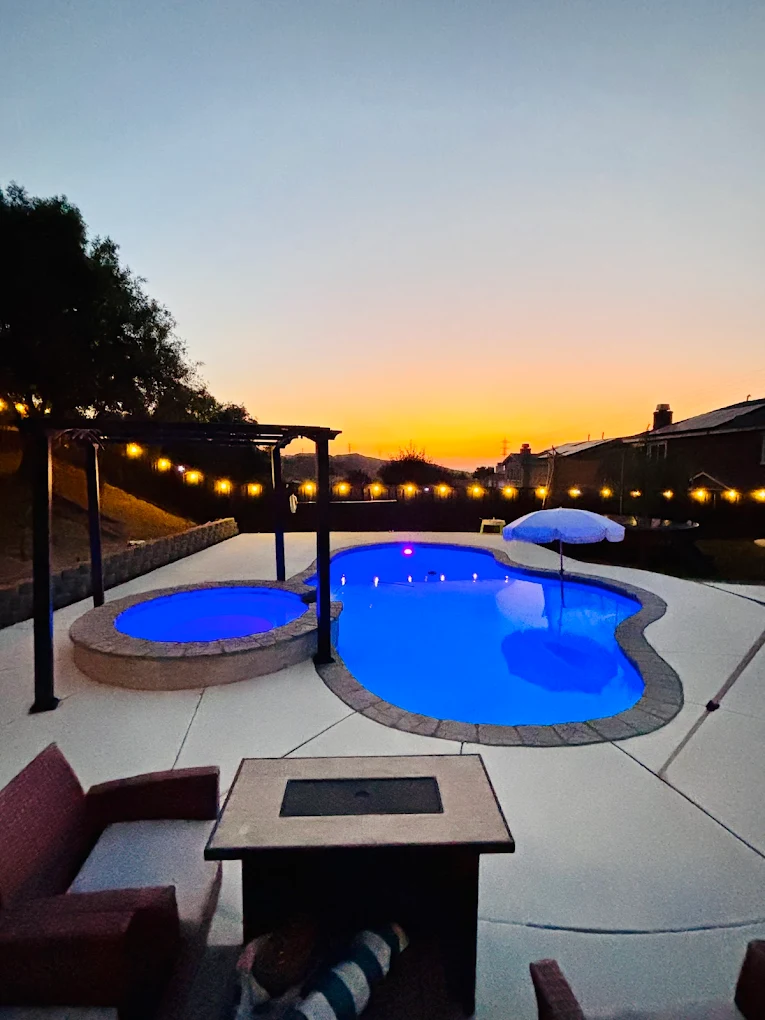 Clean pool after service in Redlands CA