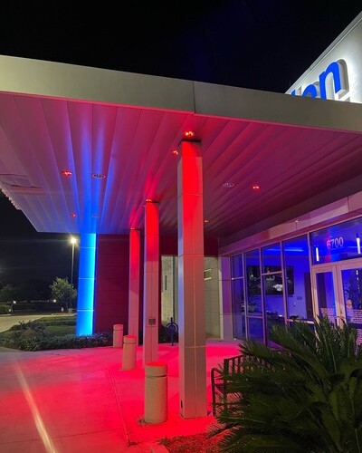 {{ custom_values.service_1 }} in {{custom_values.area_3})