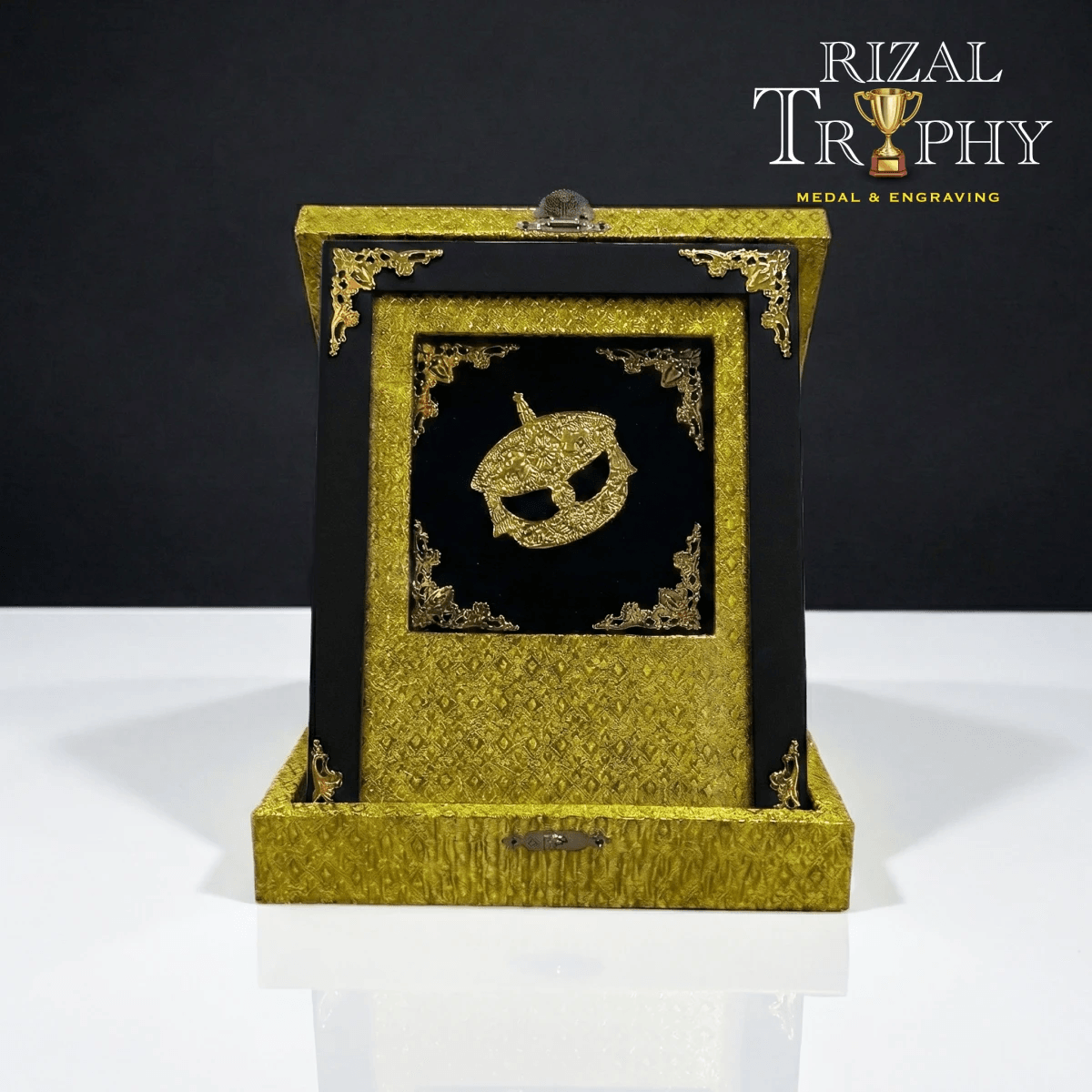 ROW-006 - Giftbox