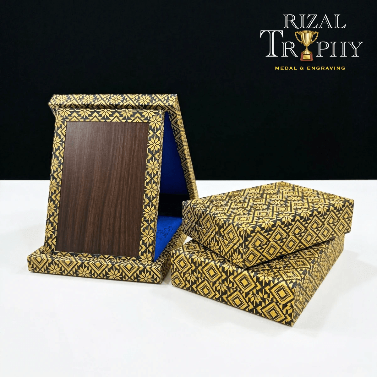 ROW-008 - Giftbox