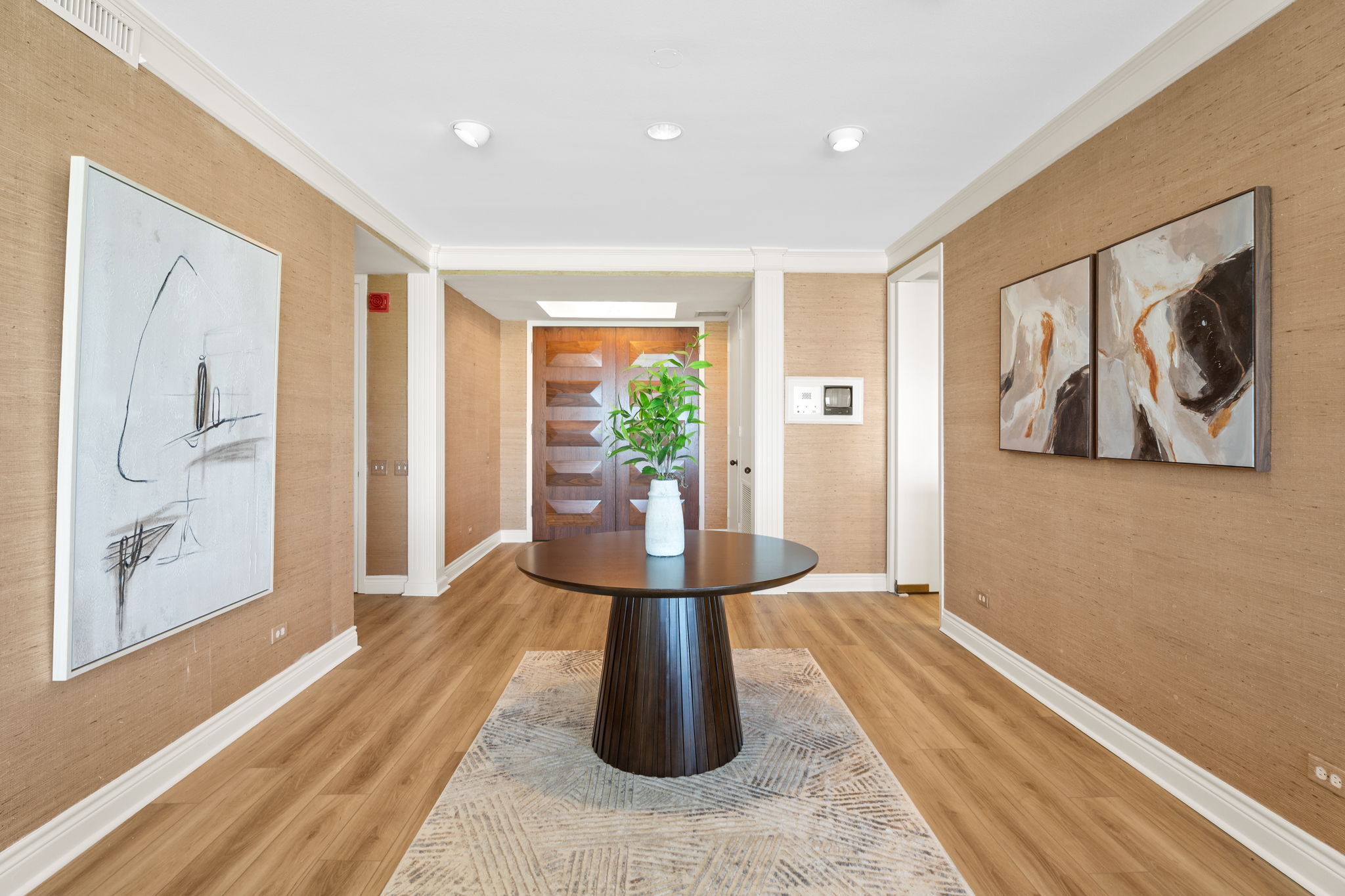 4500 Ocean Drive 5A interior view