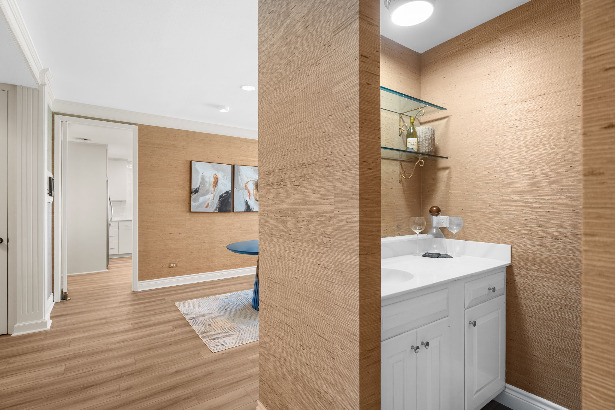 4500 Ocean Drive 5A interior view