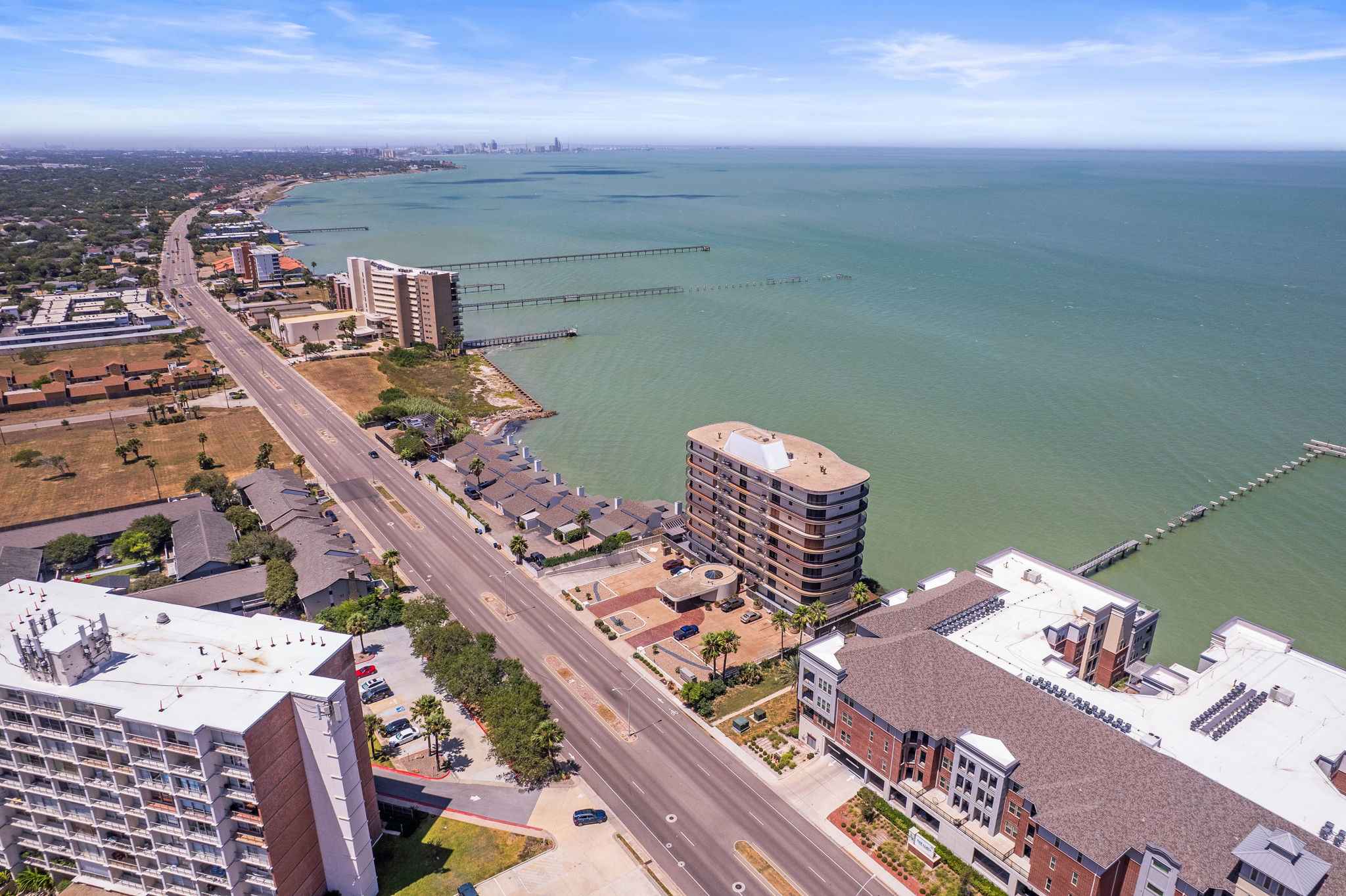 4500 Ocean Drive 5A interior view