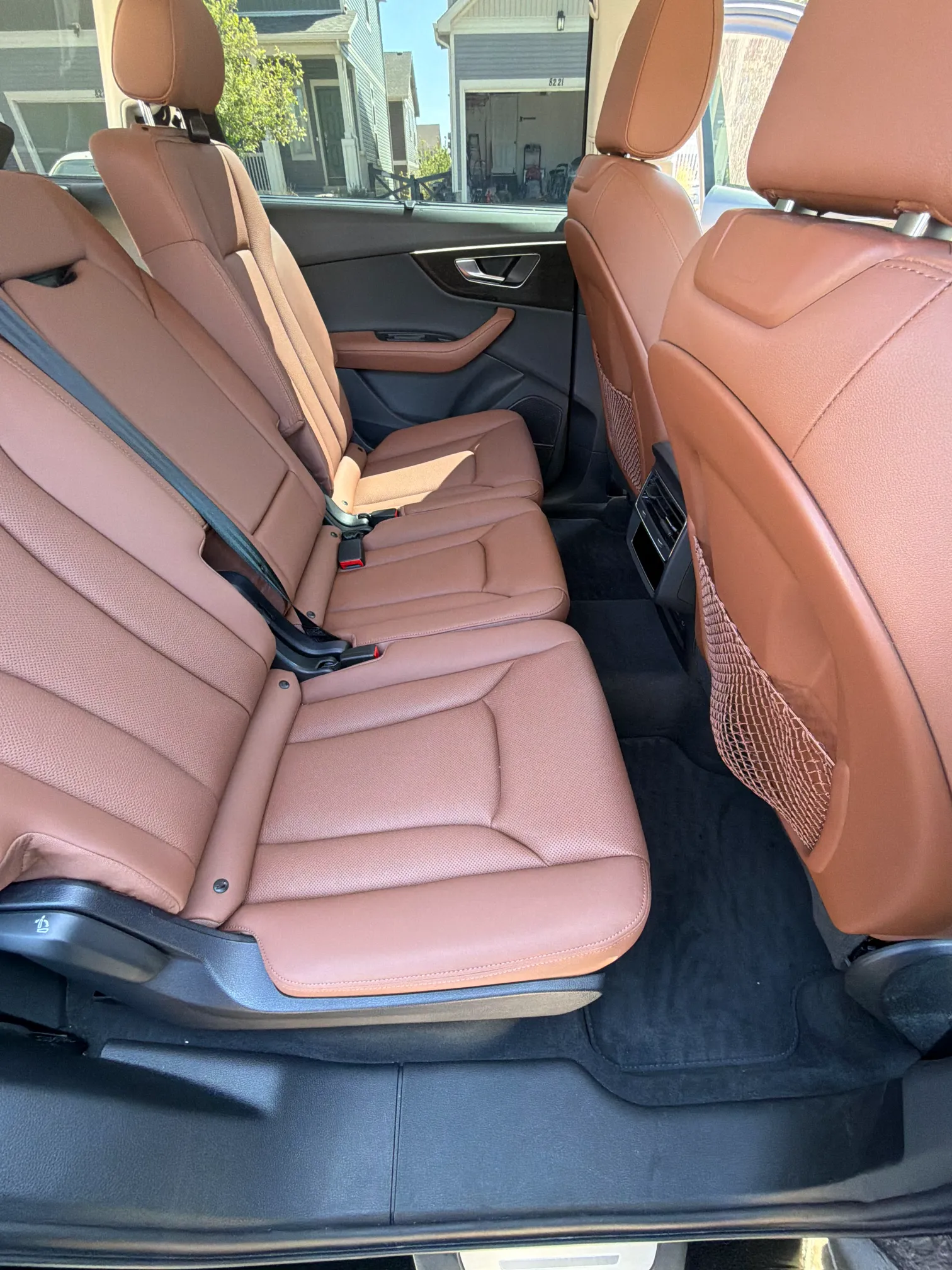 Interior and exterior detailing service