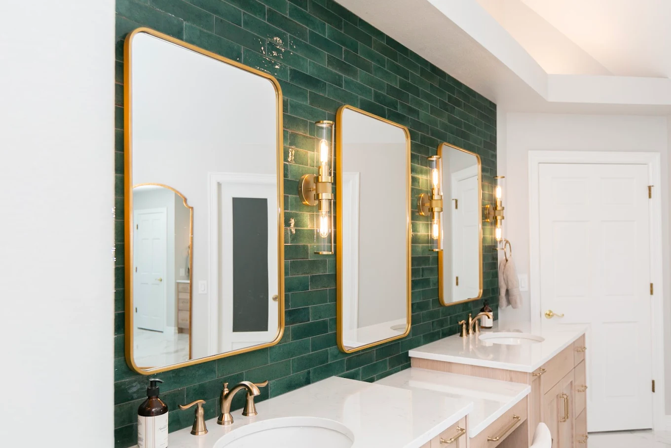 Recessed lighting installation ceiling