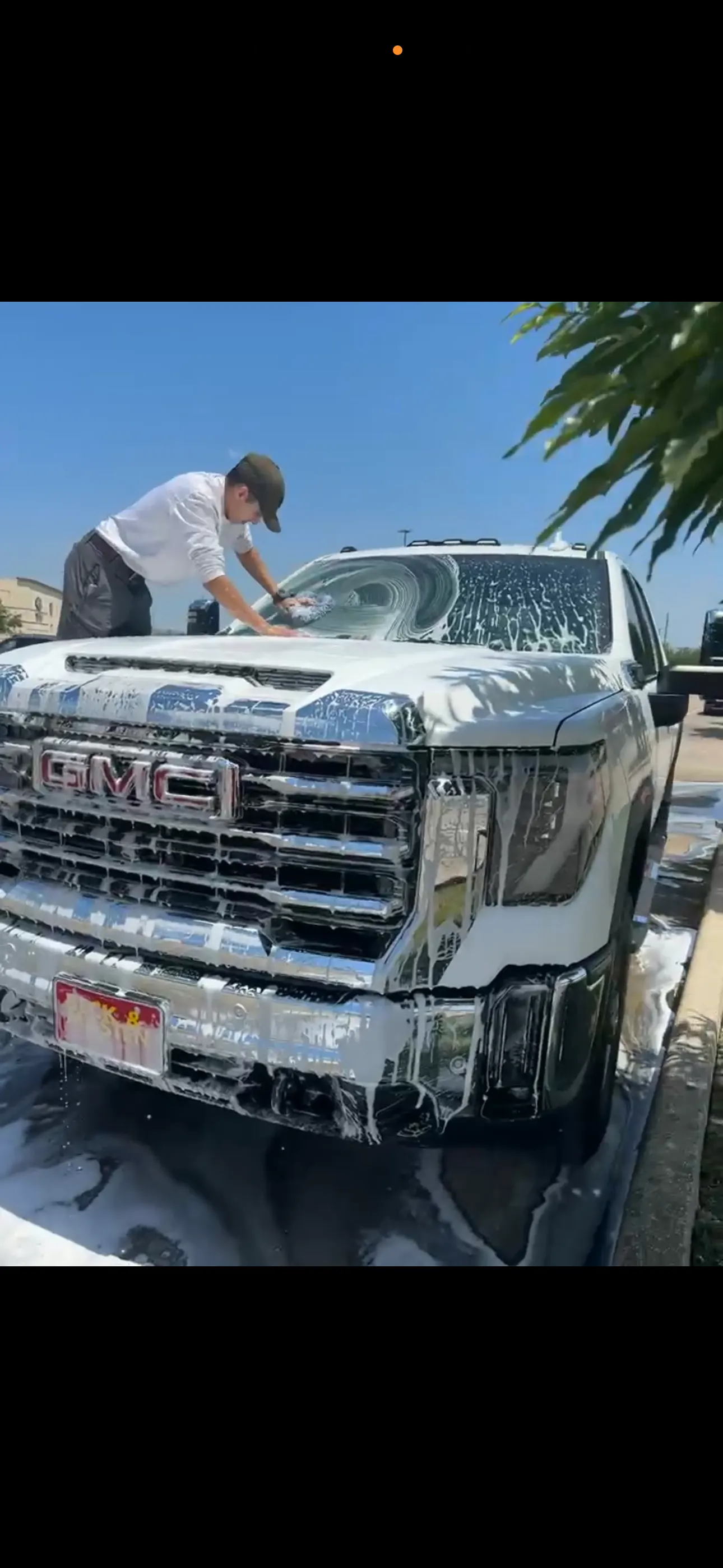 Full car detailing service