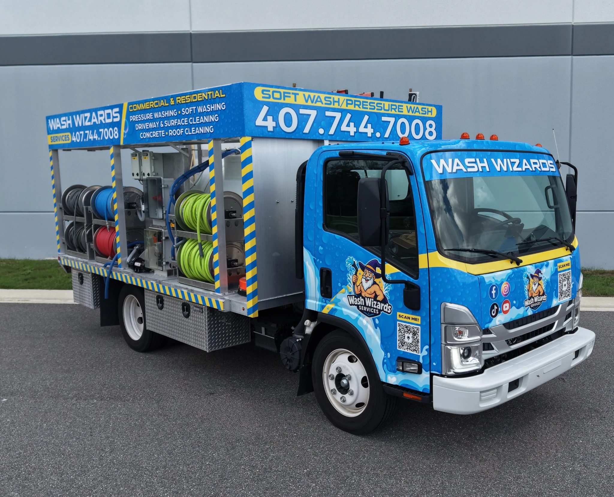 Wash Wizard Services professional exterior cleaning