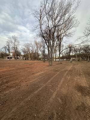 {{ custom_values.service_3 }} in {{custom_values.area_3})