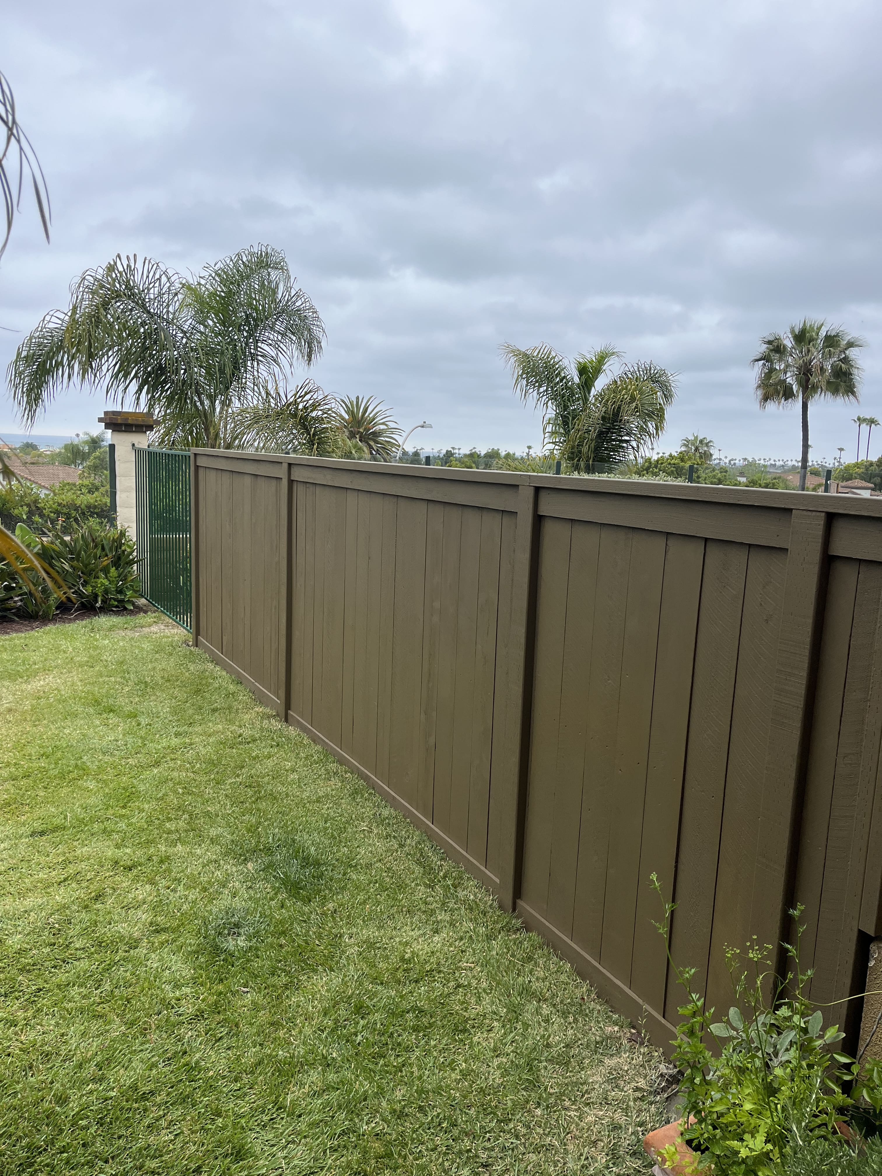 {{ custom_values.service_1 }} in {{custom_values.area_2})