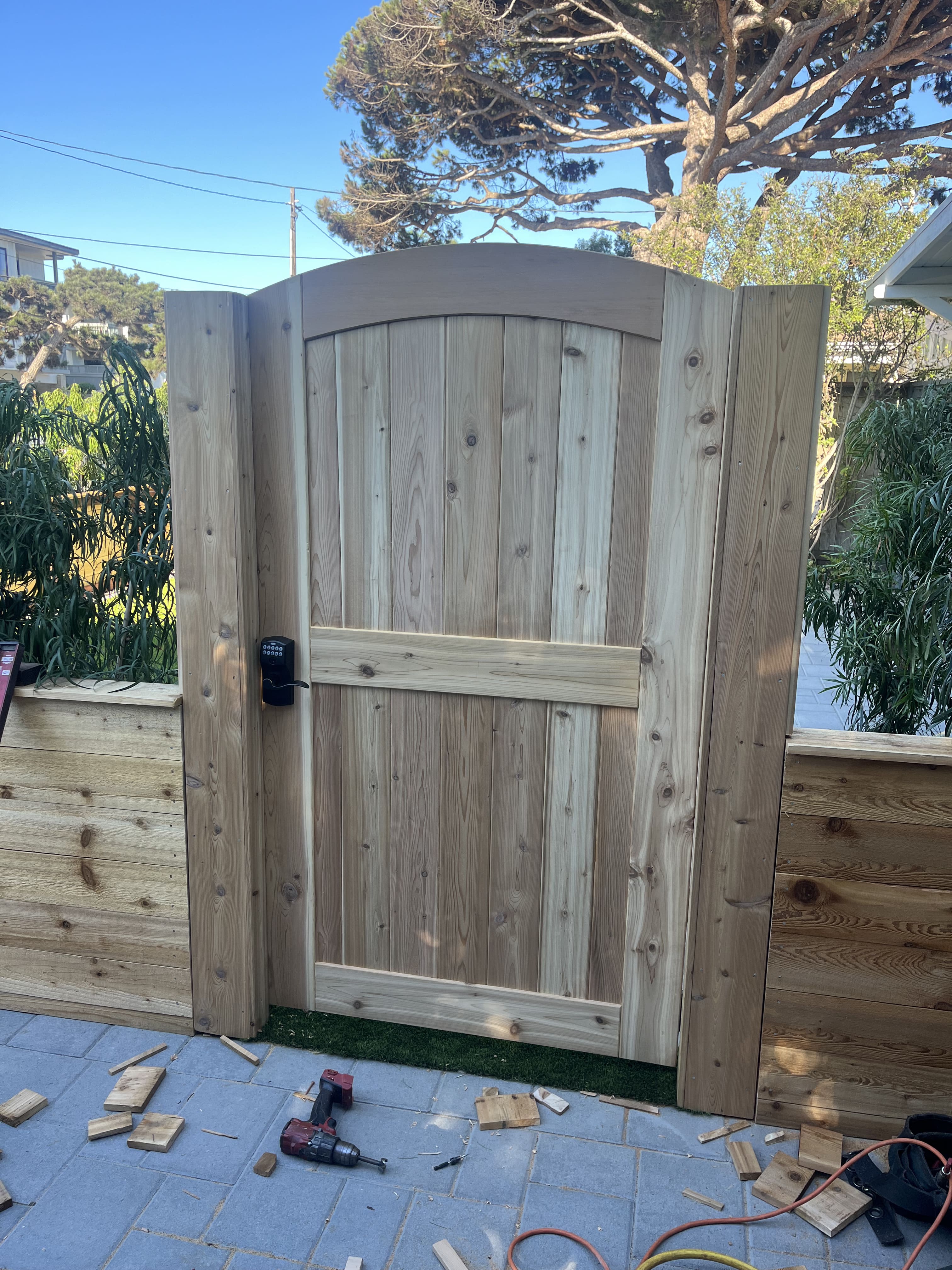 {{ custom_values.service_1 }} in {{custom_values.area_2})