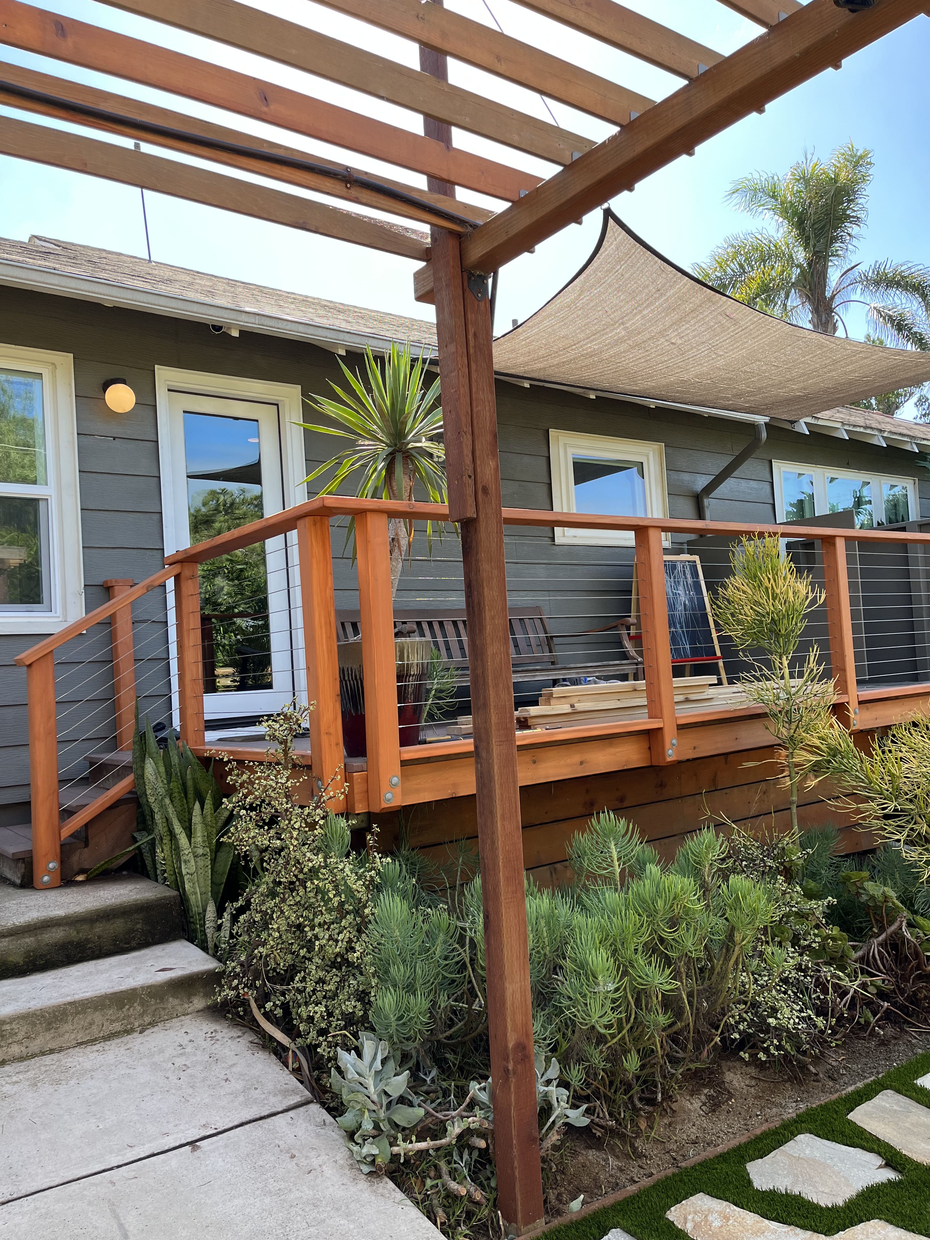 {{ custom_values.service_2 }} in {{custom_values.area_2})