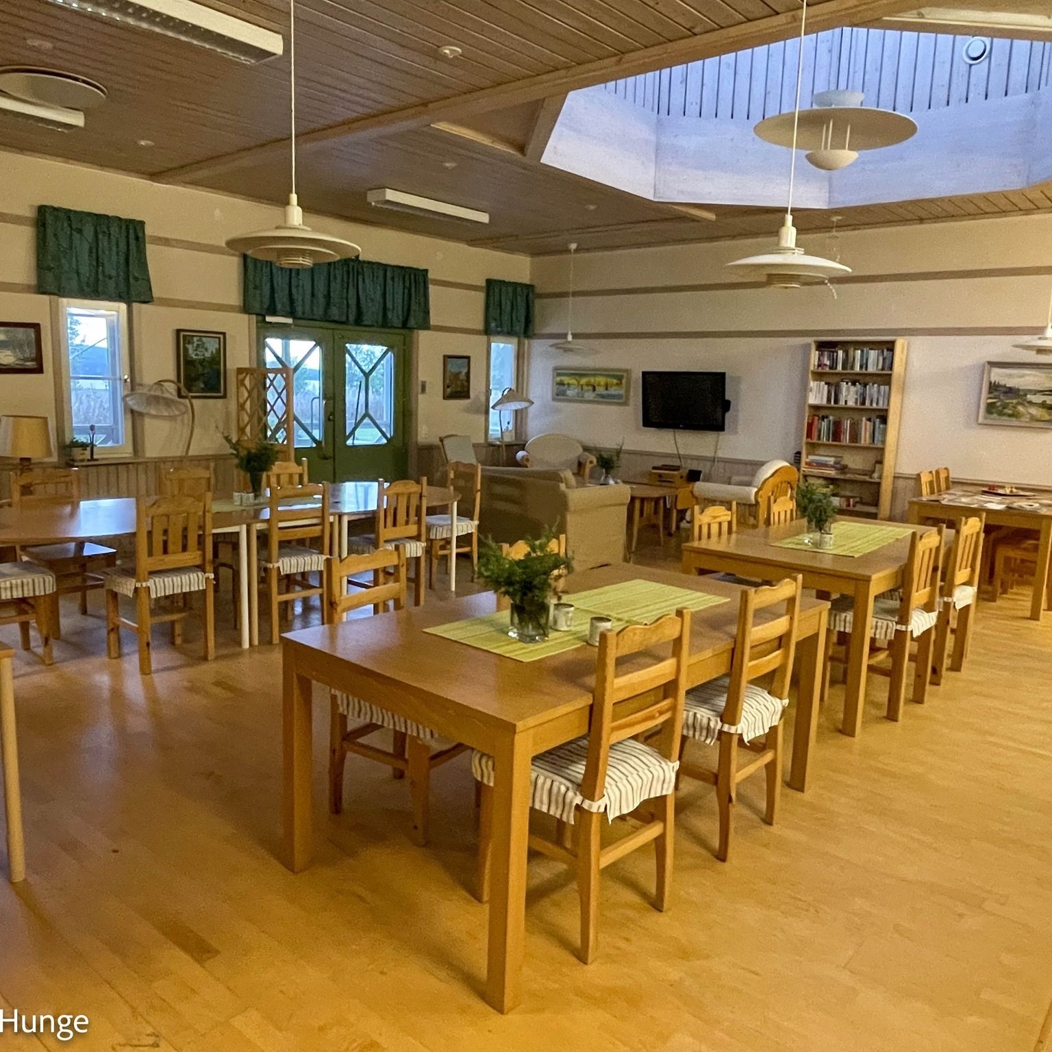 Aanschuiven aan tafel