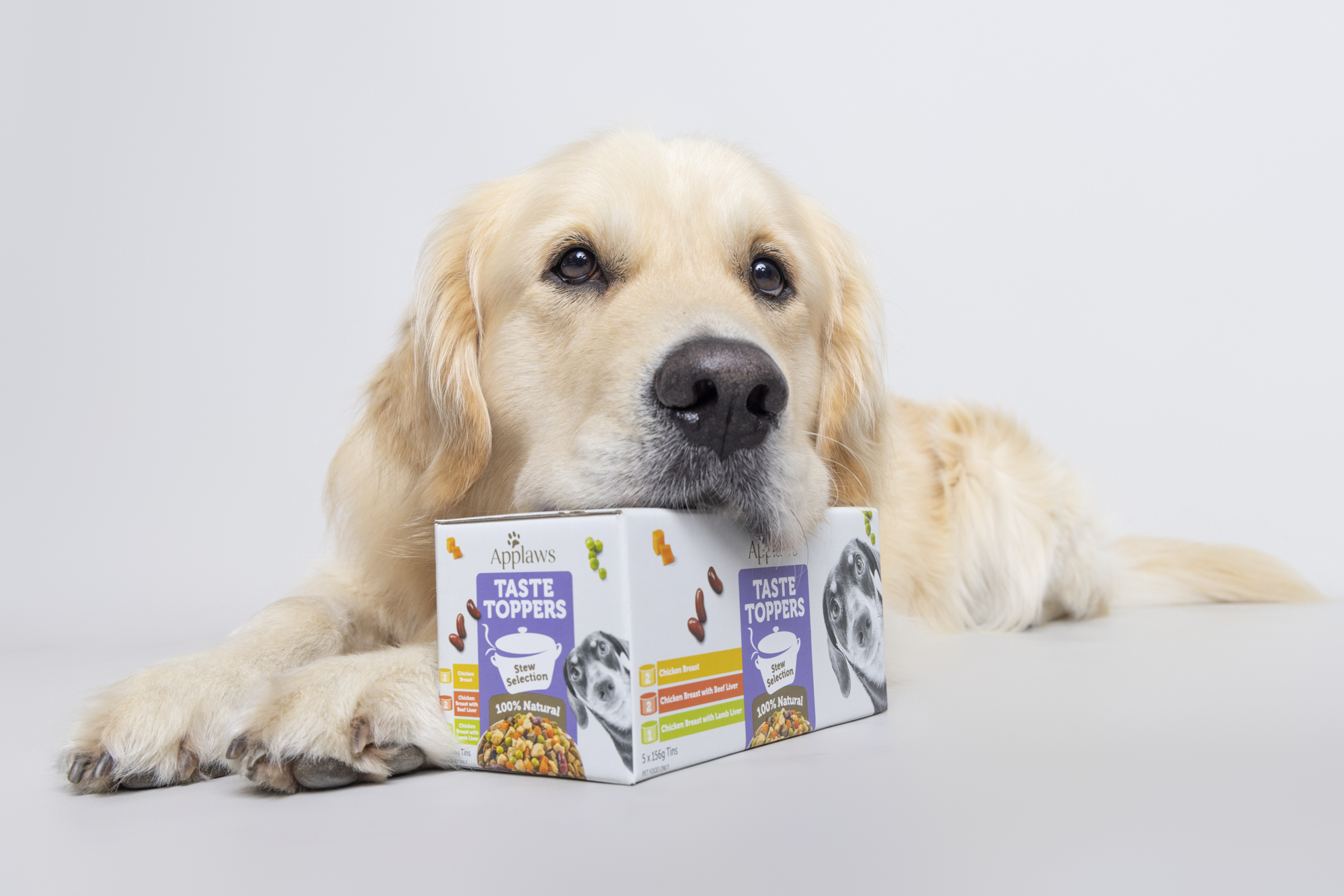 Applaws Taste Toppers golden retriever product photography