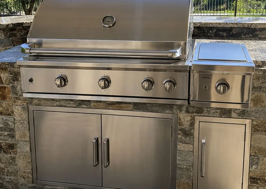 Outdoor Kitchen Grill photographed after high-end grill repair in a customer's home