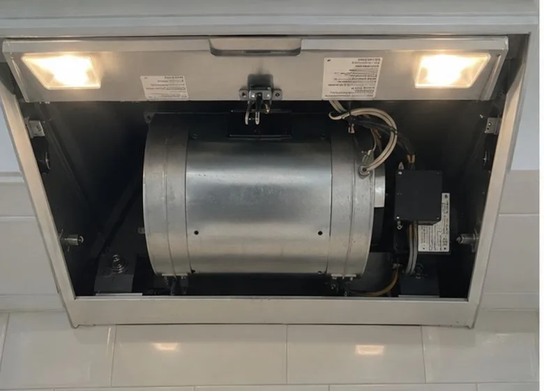 Wall-Mount Hoods after hood repair in a customer's home