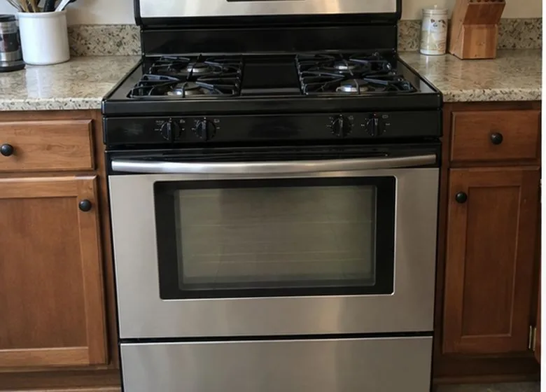 Gas Ranges after range repair in a customer's home