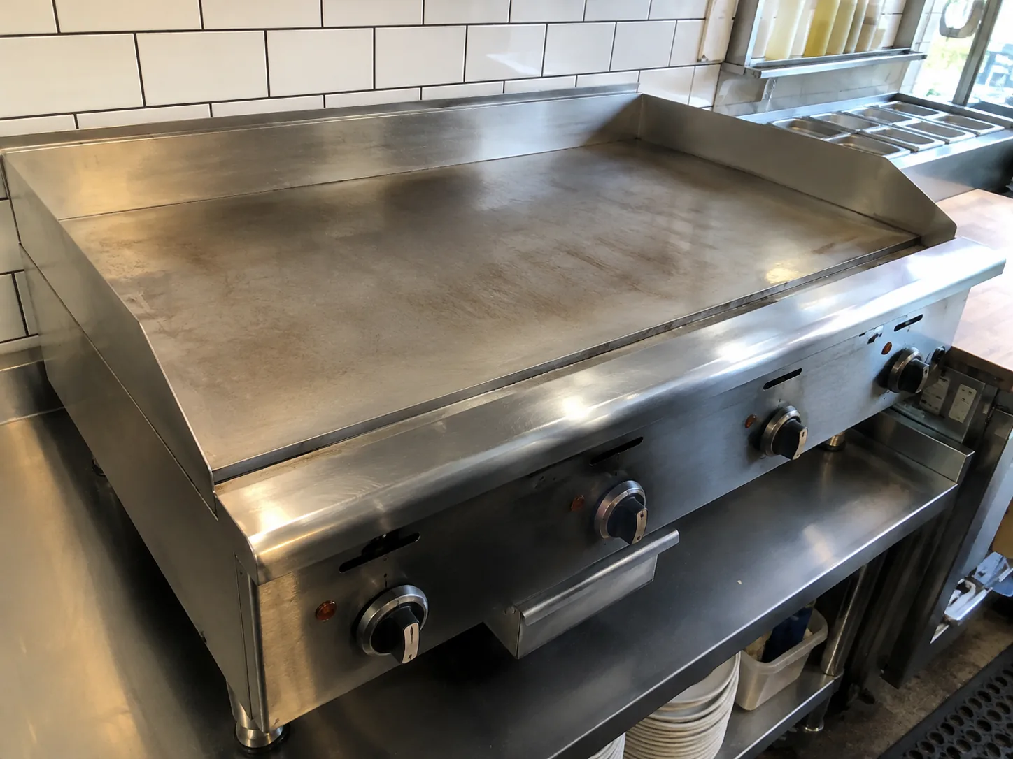 Electric countertop griddle ready after zone repair