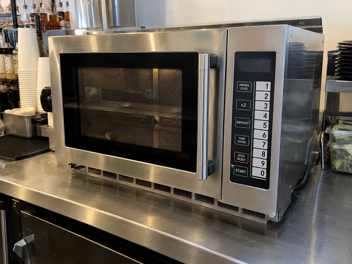 Commercial microwave after door interlock service in Tampa