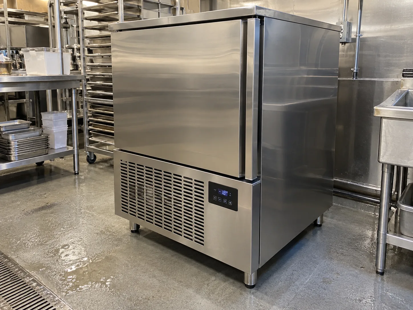 Blast chiller after compressor startup service