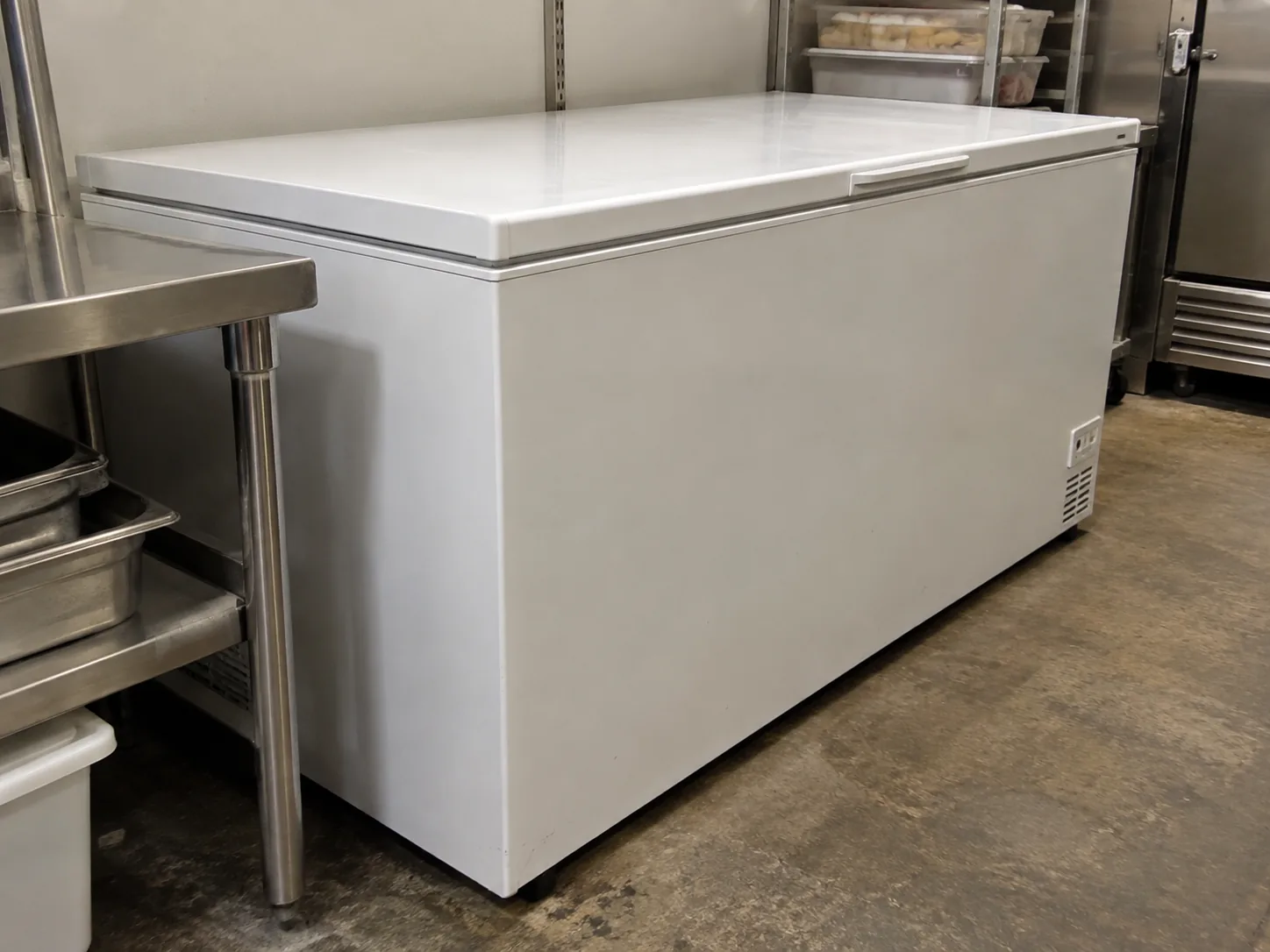 Commercial horizontal freezer after compressor service