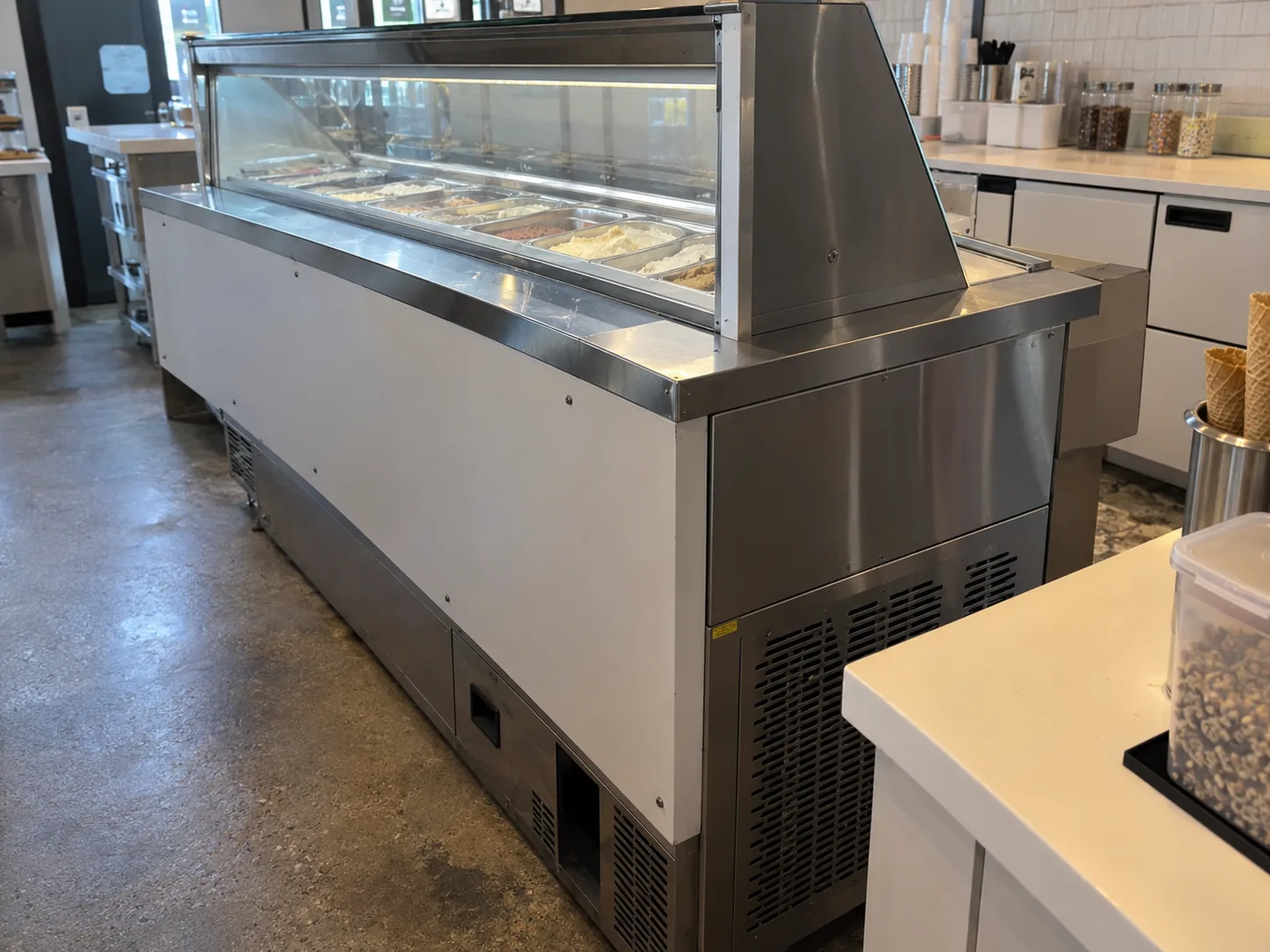Ice cream dipping cabinet after thermostat repair