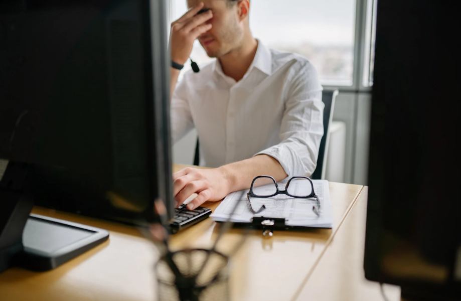 Frustrated because how do I login to my go high level ghl account?