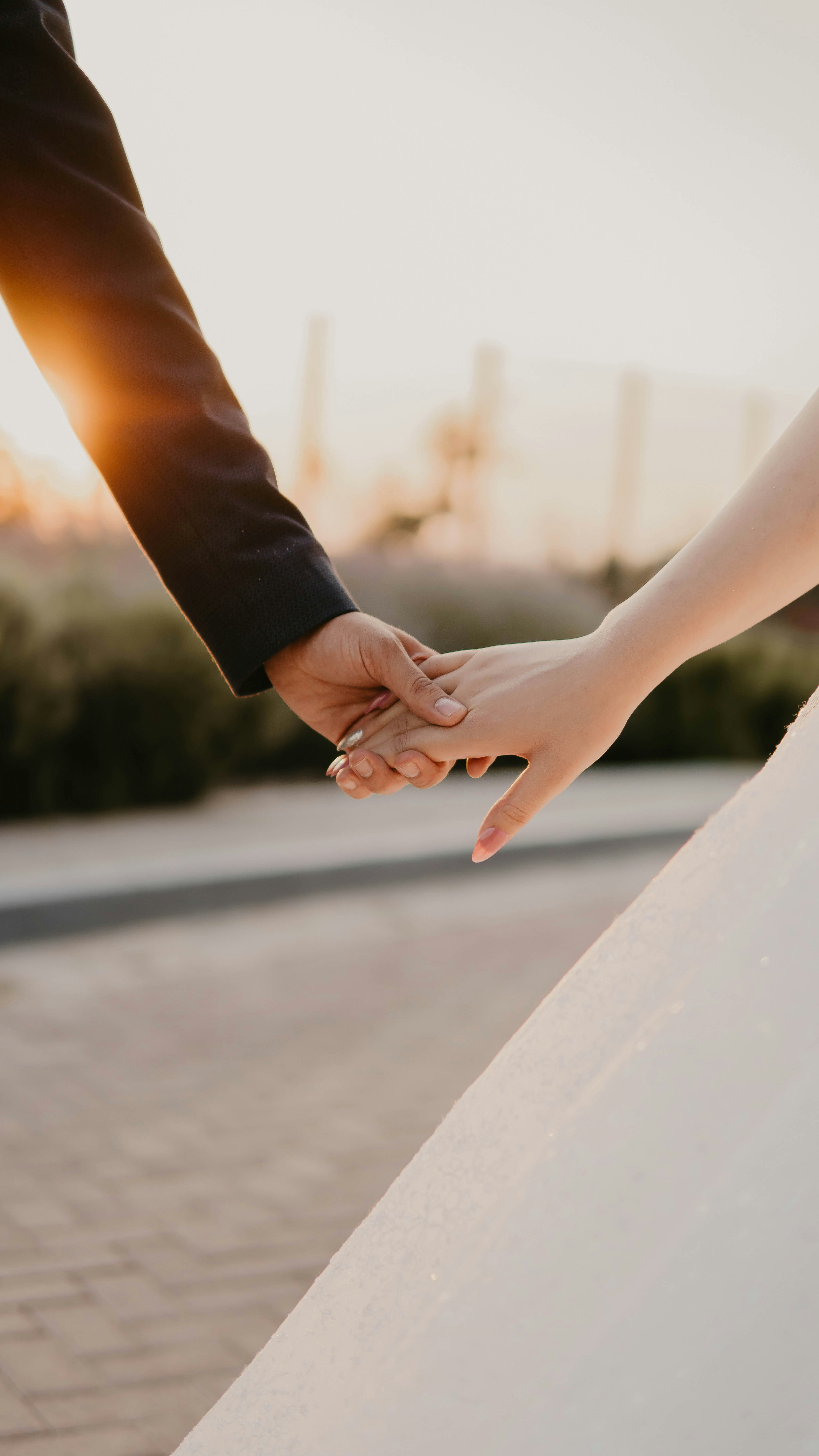 Couple attending couples therapy on Auckland’s North Shore to rebuild trust and communication”