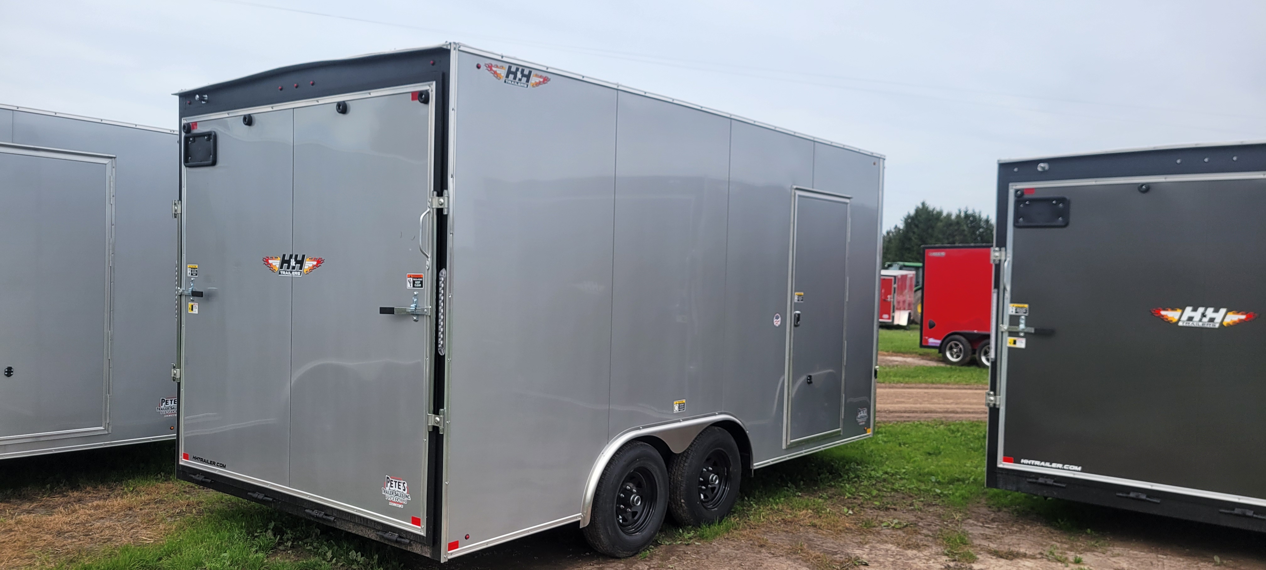 8.5' x 16' enclosed trailer rental in Rice Lake, WI