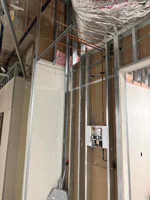 {{ custom_values.service_4 }} in {{custom_values.area_5})