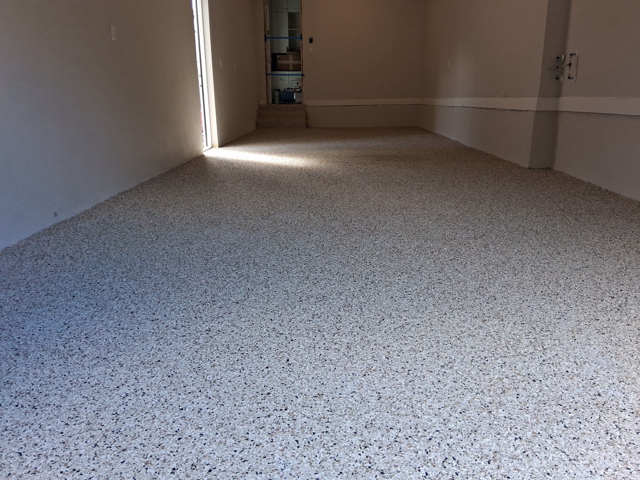 After epoxy flake floor