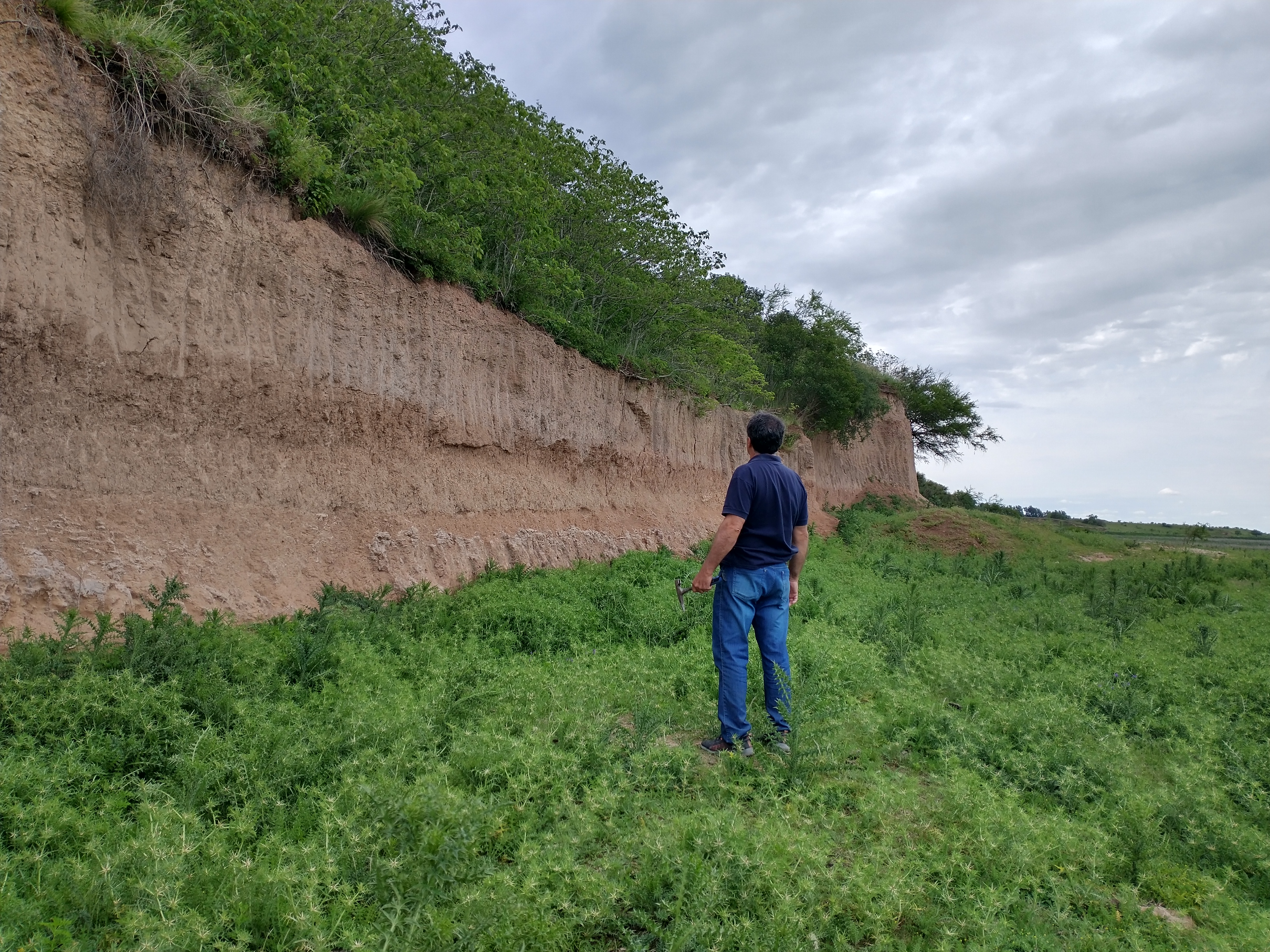 Lectura de capas sedimentarias en las canteras