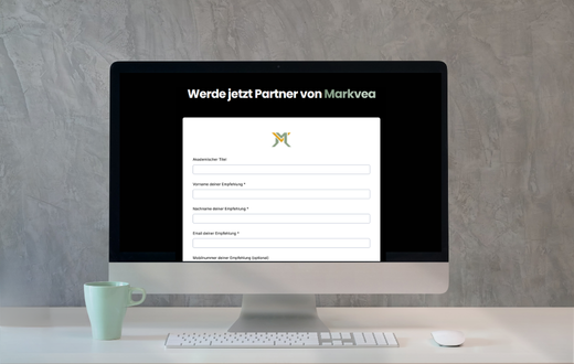 Monitor mit geöffnetem Markvea Empfehlungsformular