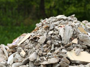 Hoarder clean outs in Monroe county